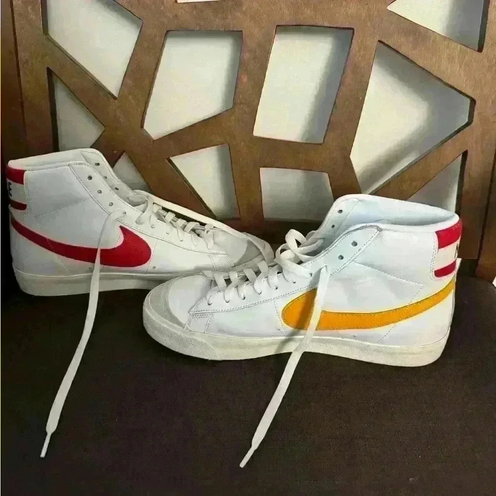 Nike Blazers | Size 10| Red,yellow,green,purple used like a new - Picture 8 of 10